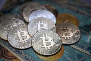 El bitcoin sigue imparable supera los US$ 72.000 y volvió a tocar un máximo histórico